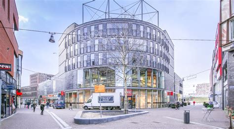 Bouwinvest leases 550 sqm retail unit in De .